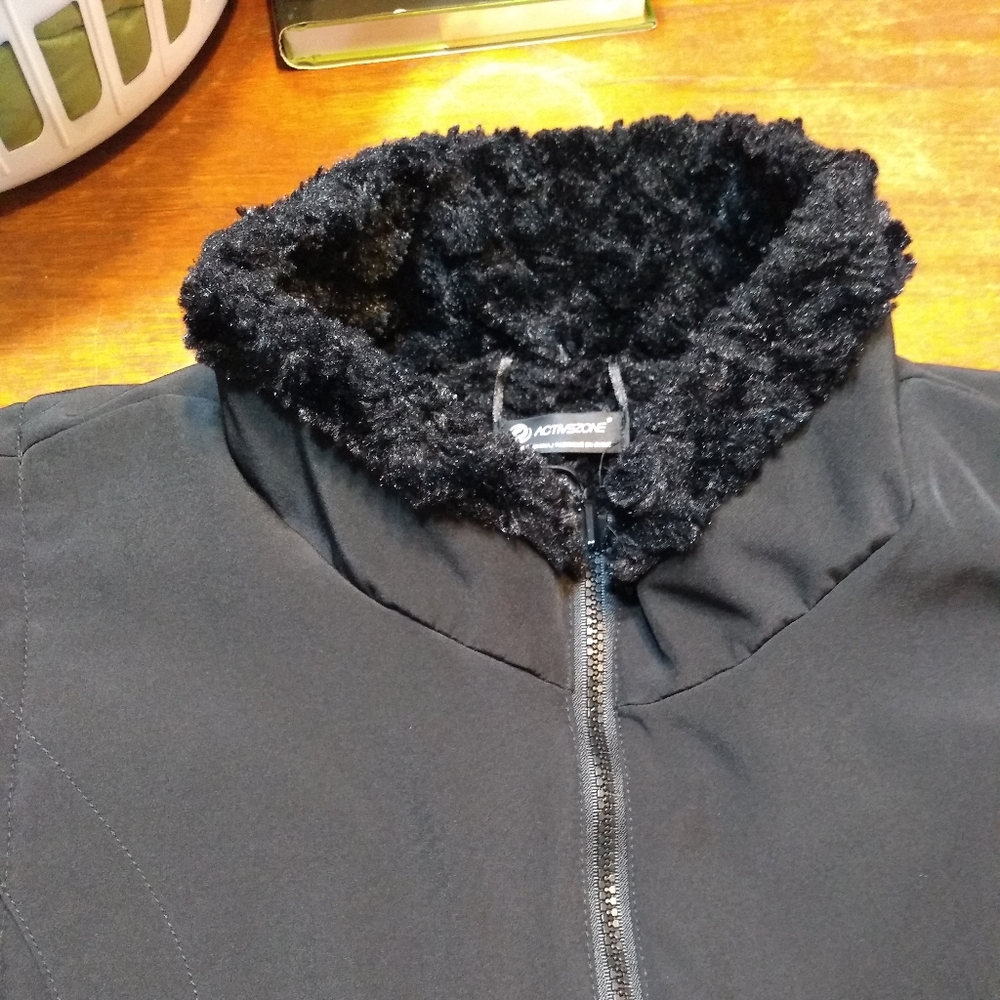 Penningtons Active Zone Vest, Black, Size 2X, Faux Fur Fuzzy Lining, Rev… - Picture 2 of 10